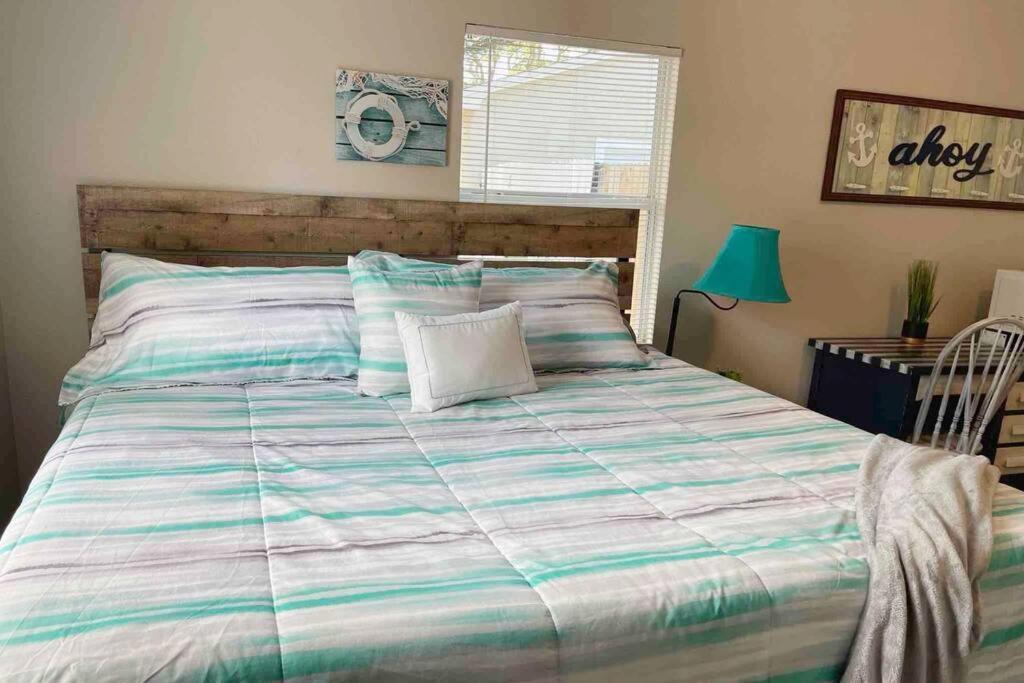 Forever Summer - Entire House! With King Bed! Clearwater Exterior foto